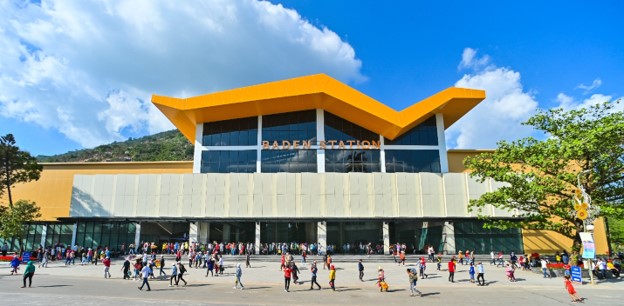 Núi Bà Đen ngọn núi cao nhất ở Đông Nam Bộ