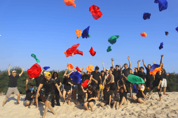 Chương trình team building cùng hệ thống Cương Store