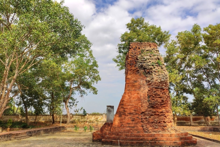 Tháp cổ Vĩnh Hưng - Tháp cổ nghìn năm bí ẩn tại Bạc Liêu