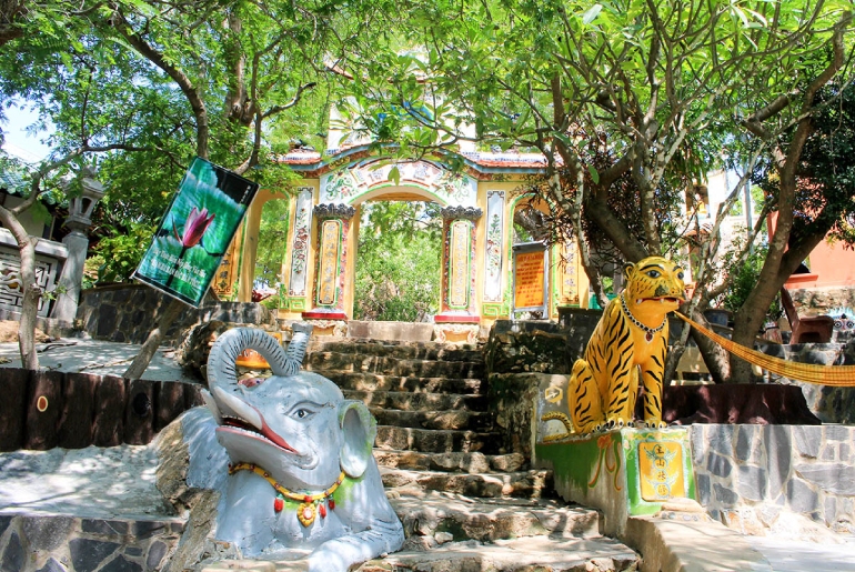 Chùa Cổ Thạch – Vẻ Đẹp Của Ngôi Chùa Linh Thiêng Ở Phan Thiết
