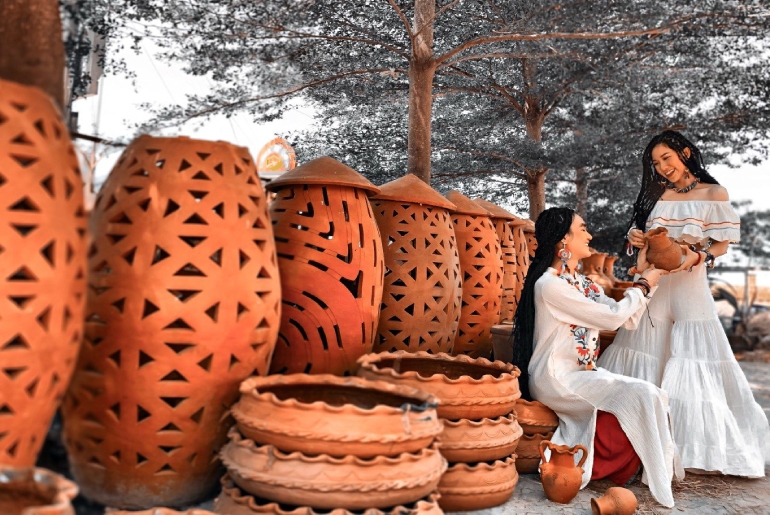Làng Gốm Bàu Trúc – Chiêm Ngưỡng Nét Đẹp Văn Hóa Truyền Thống Người Chăm