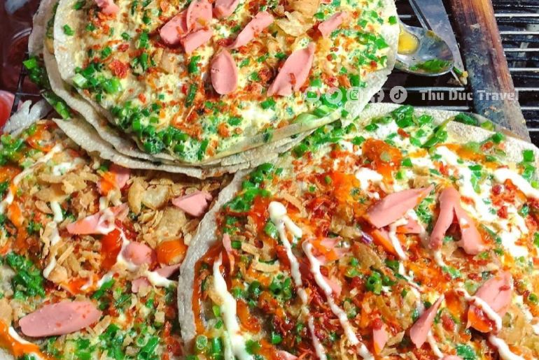 Bánh Tráng Nướng – “Pizza Đà Lạt” Giòn Thơm Hấp Dẫn