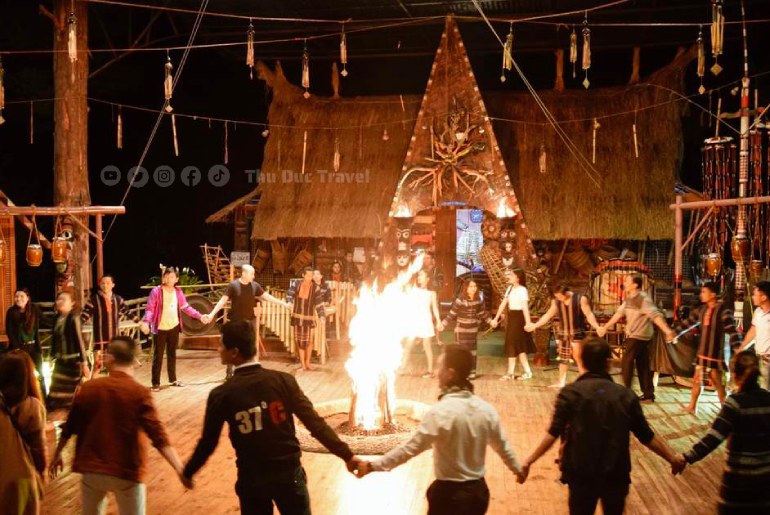 Lễ Hội Cồng Chiêng Tây Nguyên – Âm Vang Đại Ngàn