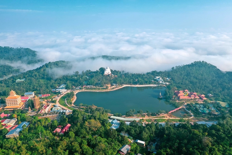 Tour du lịch Hành Hương Miếu Bà Châu Đốc - Núi Cấm 1 ngày 1 đêm