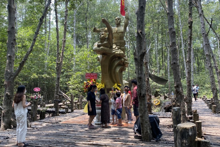 Du lịch Cần Giờ I Tour du lịch Cần Giờ - Căn Cứ Rừng Sát 2 Ngày 1 Đêm