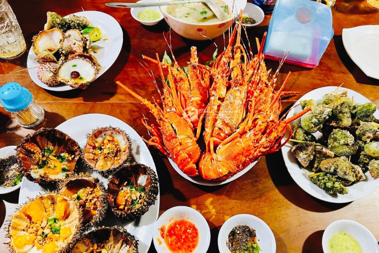 Tour Bình Hưng - Ninh Chữ - Hang Rái - Biển Cổ Thạch 2 ngày 2 đêm